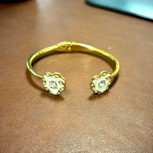 Kate Spade hinged bangle with flowers